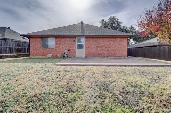 1824 Dorchester Street, Fort Worth, TX 76134