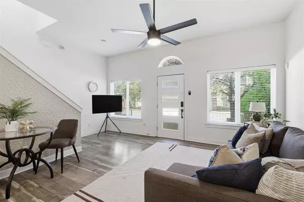 Dallas, TX 75215,1823 S Ervay Street