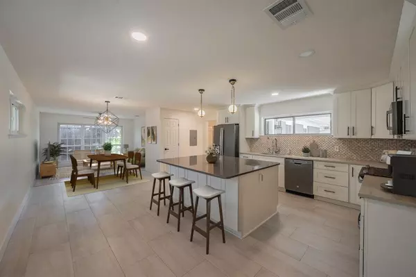 Dallas, TX 75229,3031 Woodwind Lane