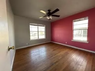 Whitesboro, TX 76273,208 Bagin Street