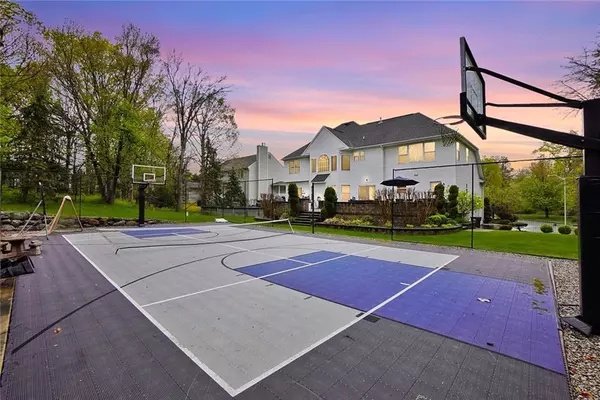 Other, NY 08527,9 Carlson CT