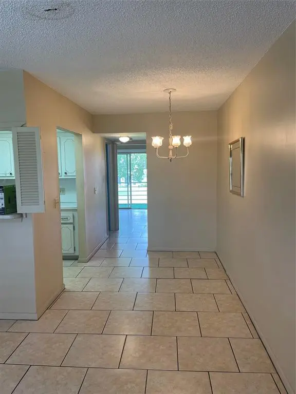 Deerfield Beach, FL 33442,387 Tilford R #387