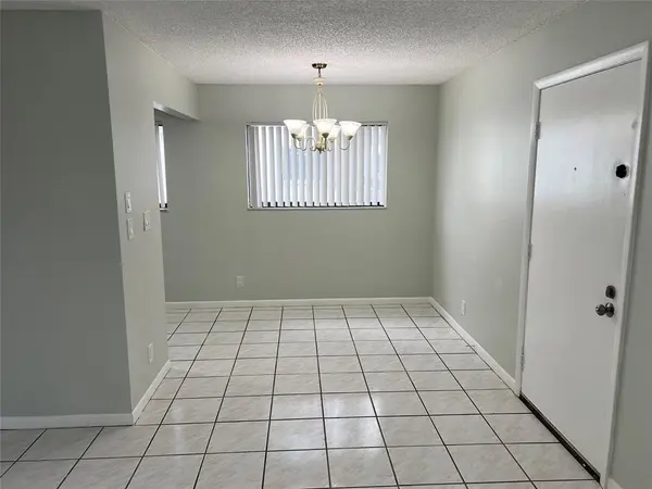 Tamarac, FL 33321,9920 NW 68th Pl #210
