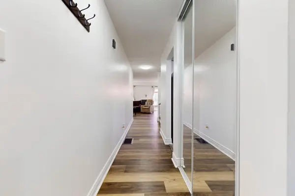 Brampton, ON L6X 2T1,14 Bryant CT