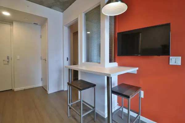 Dows Lake - Civic Hospital And Area, ON K1S 5E5,105 Champagne AVE S #912