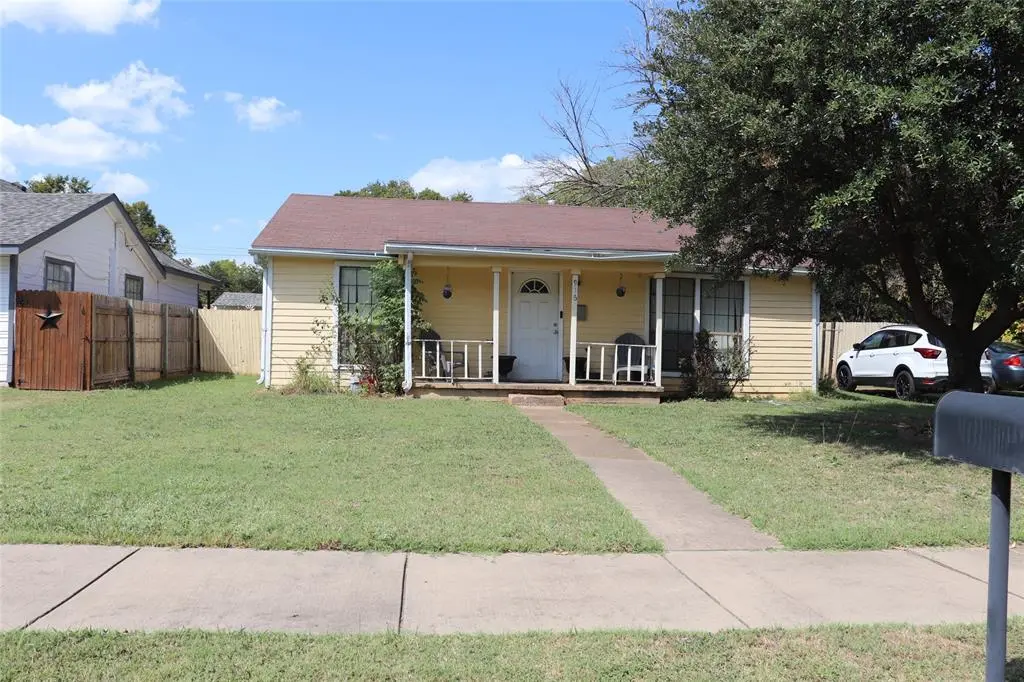 Cleburne, TX 76033,916 Poindexter Avenue