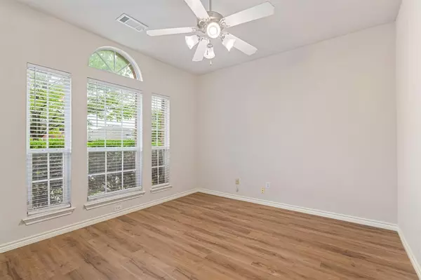 Fort Worth, TX 76135,5013 Royal Burgess Drive