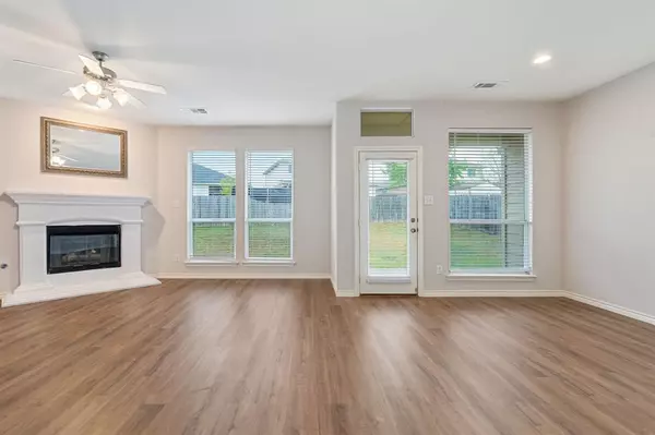 Fort Worth, TX 76135,5013 Royal Burgess Drive