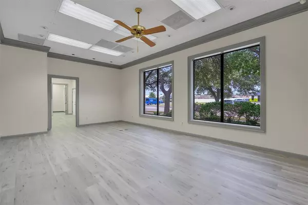 Richardson, TX 75080,1011 Hampshire Lane