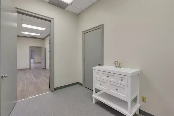 Richardson, TX 75080,1011 Hampshire Lane