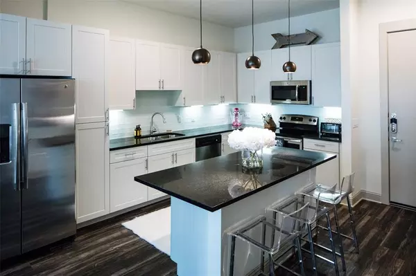 7606 Eastern Avenue #301, Dallas, TX 75209