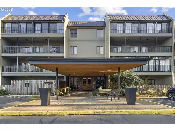 45 EAGLE CREST DR #219, Lake Oswego, OR 97035