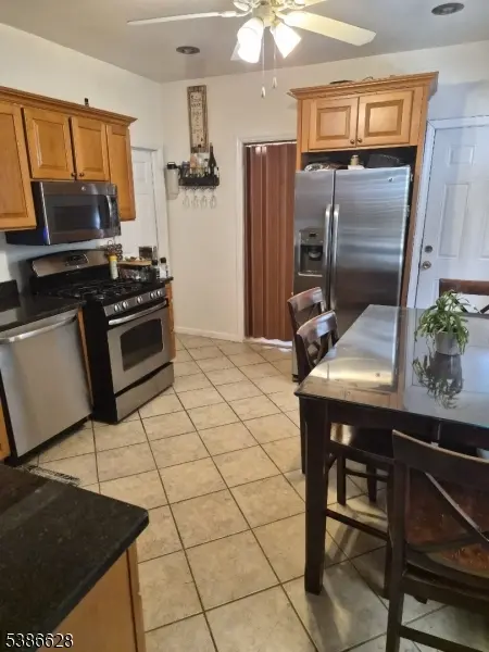 Newark City, NJ 07107,108 S 8Th St