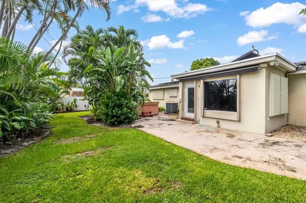 Wilton Manors, FL 33311,2906 NW 9th Ter