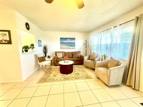 Deerfield Beach, FL 33442,4011 Islewood D #4011