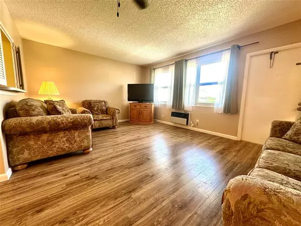 Deerfield Beach, FL 33442,326 Tilford P #326