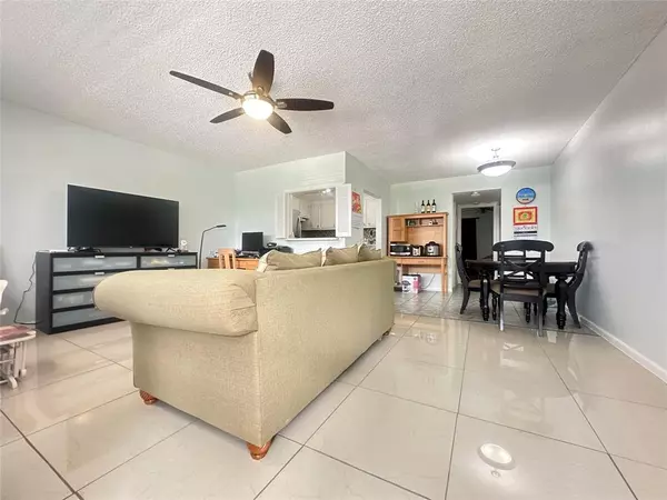 Deerfield Beach, FL 33442,84 Farnham D #84