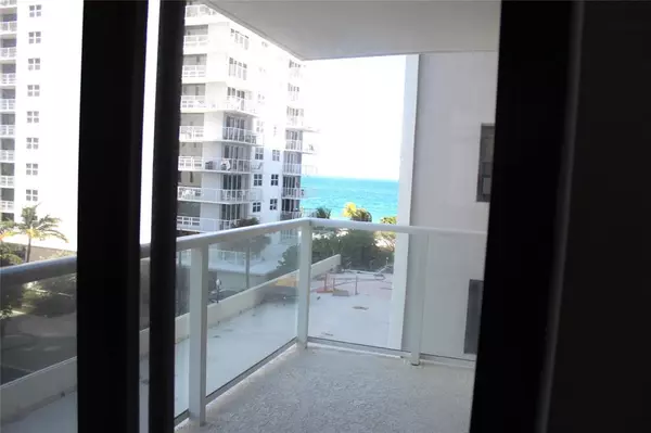 Pompano Beach, FL 33062,1000 S Ocean Blvd #5-L