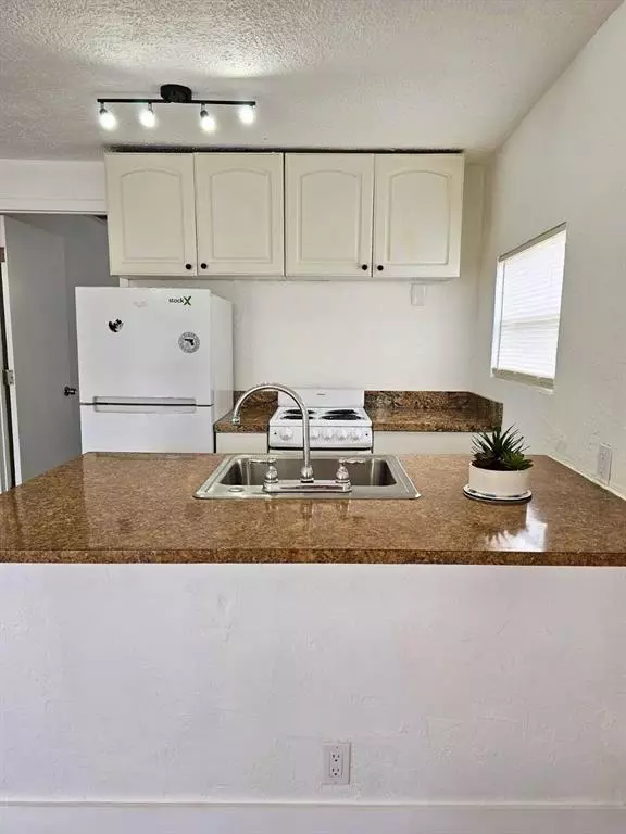 Pompano Beach, FL 33060,700 NW 9th Ave