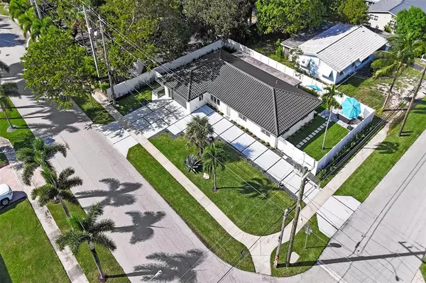 Boca Raton, FL 33487,699 NE 70th St