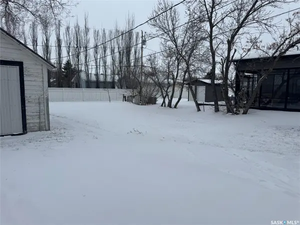 311 2nd AVENUE W, Assiniboia, SK S0H 0B0