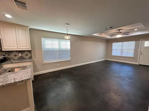 Denison, TX 75021,428 E Nelson Street