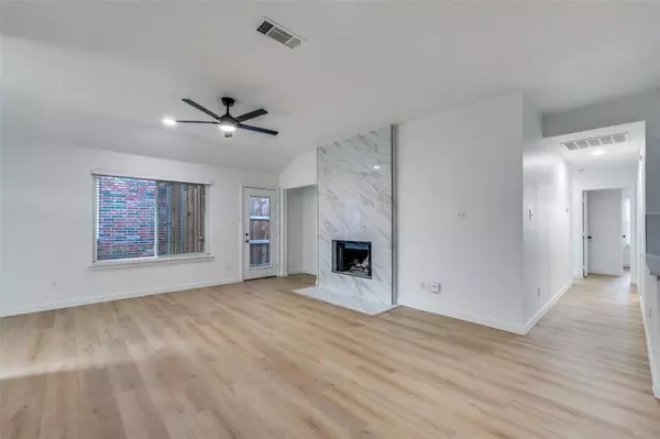 Arlington, TX 76010,3023 San Martin Drive