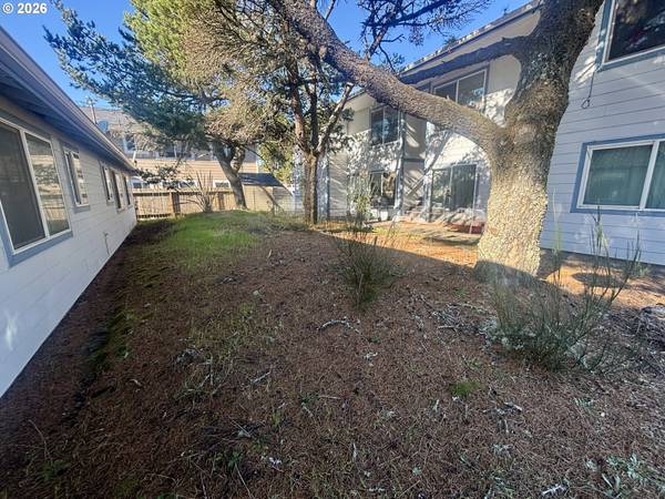 Florence, OR 97439,1675 22ND ST