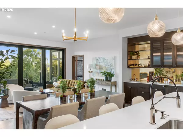 Lake Oswego, OR 97034,21 D AVE #3