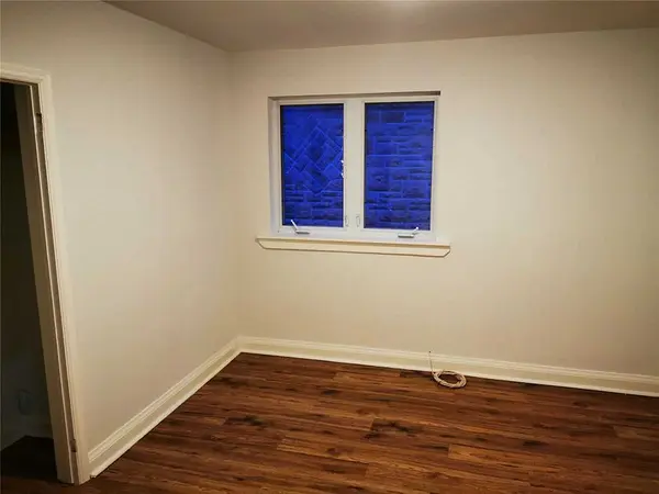 Toronto C07, ON M2M 1J8,248 Patricia (MAIN) AVE