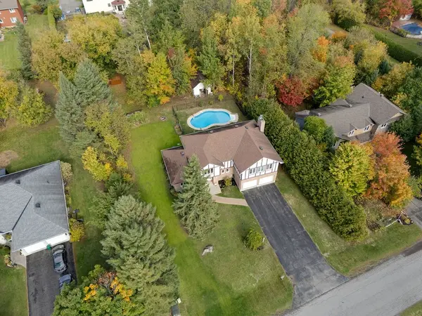 Greely - Metcalfe - Osgoode - Vernon And Area, ON K4P 1M8,7089 Bush DR