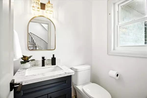 Puslinch, ON N0B 2C0,29 Currie DR