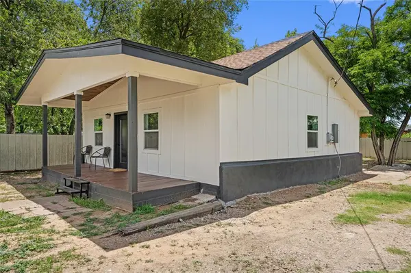 1410 Nealton Street, Bellmead, TX 76705