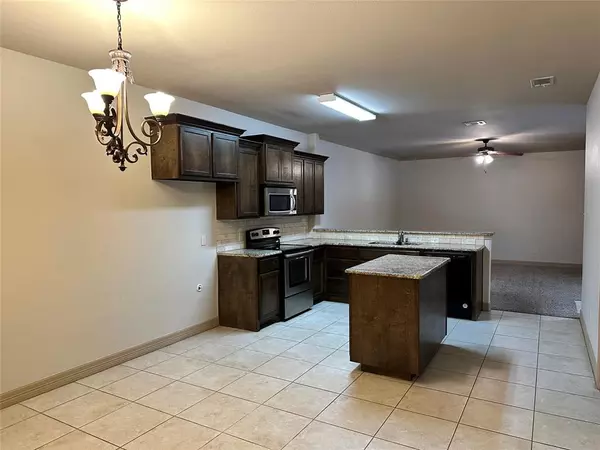 Greenville, TX 75402,6913 Jack Finney Boulevard