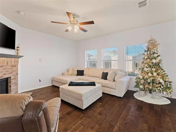 Waxahachie, TX 75165,203 Stampede Street