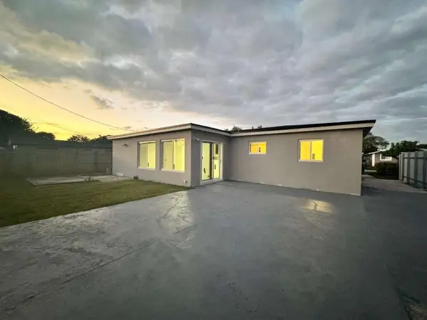 Miramar, FL 33023,7430 Venetian St