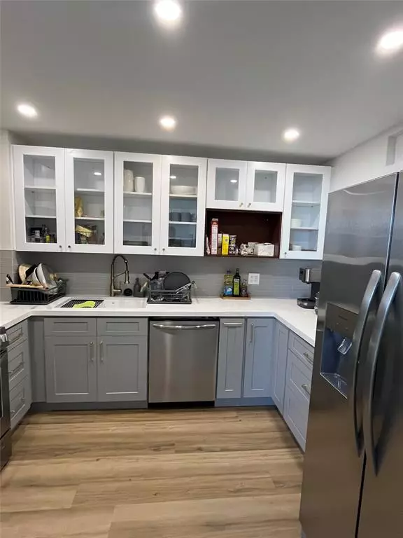 Pompano Beach, FL 33062,1900 S Ocean Blvd #9R