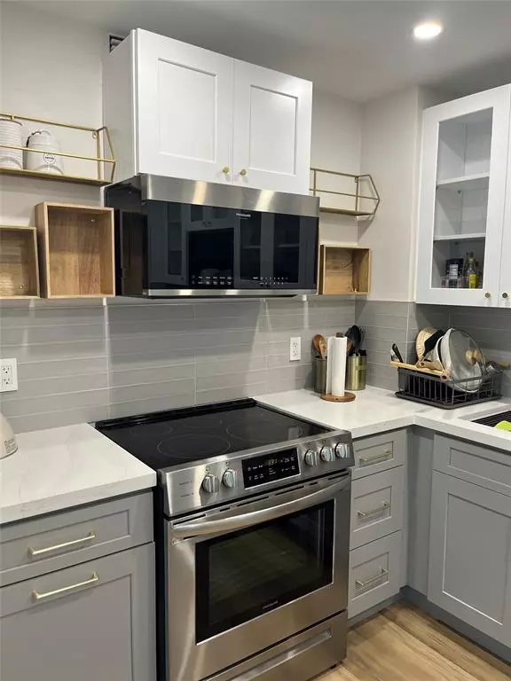 Pompano Beach, FL 33062,1900 S Ocean Blvd #9R