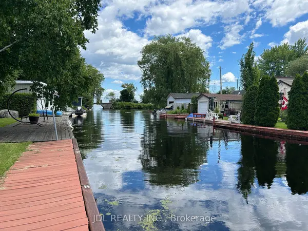 Georgina, ON L4P 3E9,11 Red Robin RD