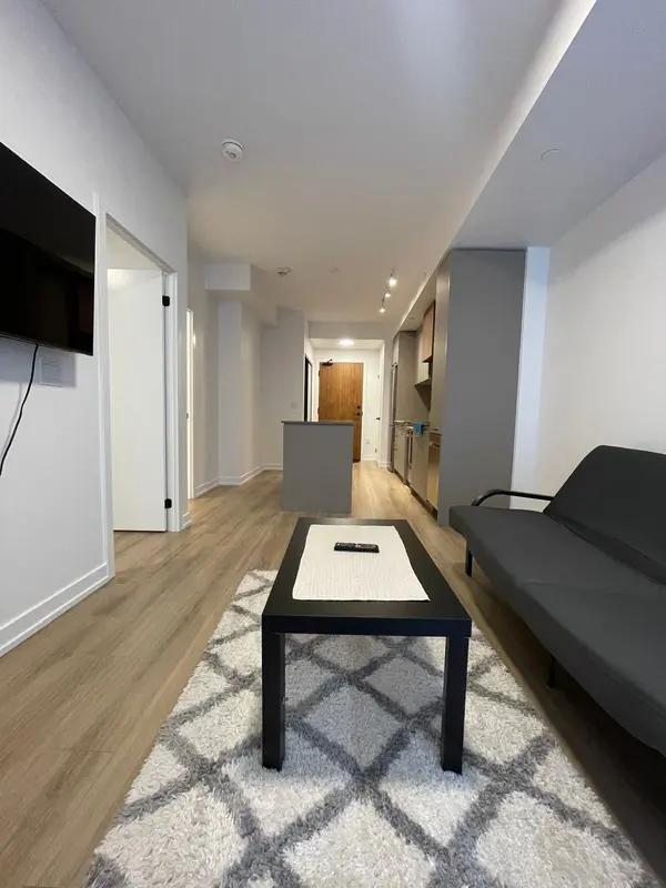 Brampton, ON L7A 5L3,10 Lagerfeld DR #212