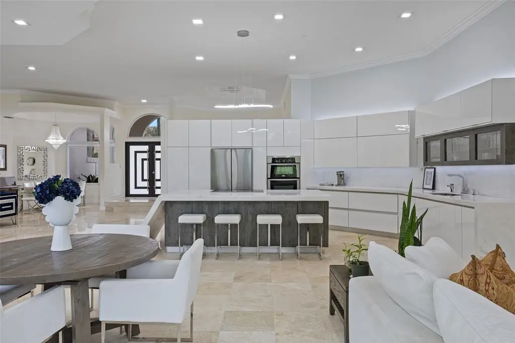 Weston, FL 33327,2534 Golf View Dr