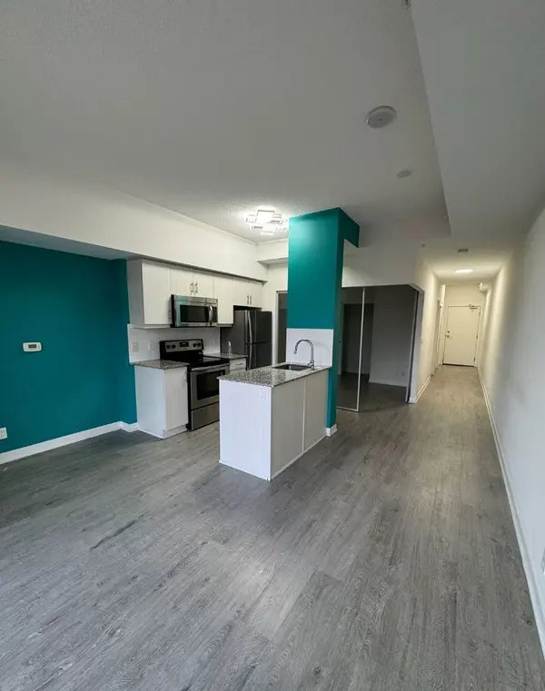 Toronto C01, ON M5T 2E5,10 Willison SQ #706