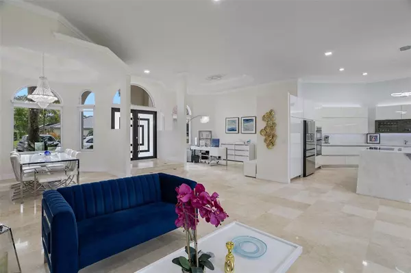 Weston, FL 33327,2534 Golf View Dr