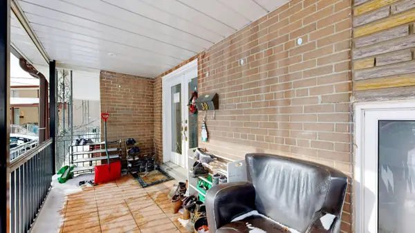 Toronto W05, ON M9M 1S7,30 Coronado CT