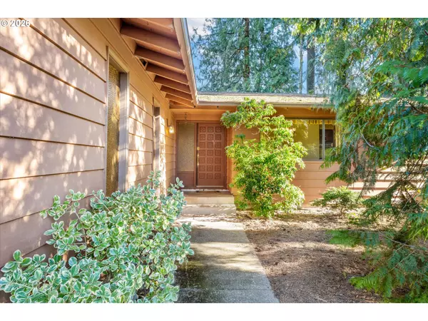 Milwaukie, OR 97267,6167 SE KELLOGG CT