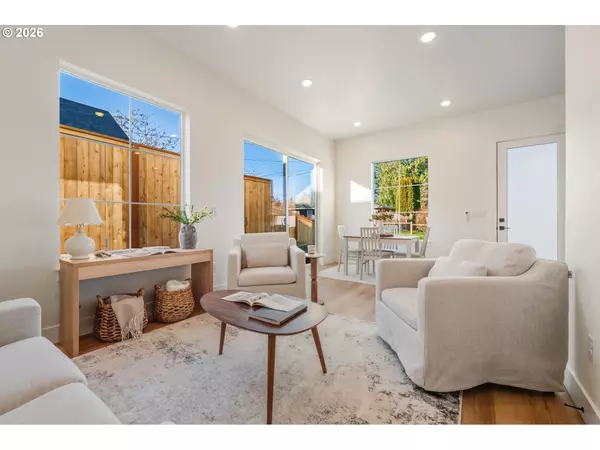 Portland, OR 97206,7334 SE BYBEE BLVD #1