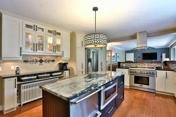 Ajax, ON L1T 2Y8,26 Sherwood RD E