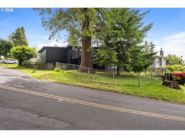 Astoria, OR 97103,404 CHINOOK AVE