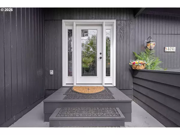 Astoria, OR 97103,404 CHINOOK AVE