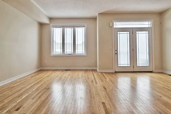 Caledon, ON L7C 4H2,19 Glasson LN